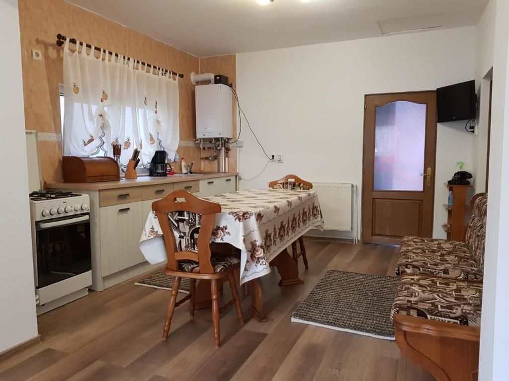 Дома для отпуска Casa Bunicii Sinaia Синая-23